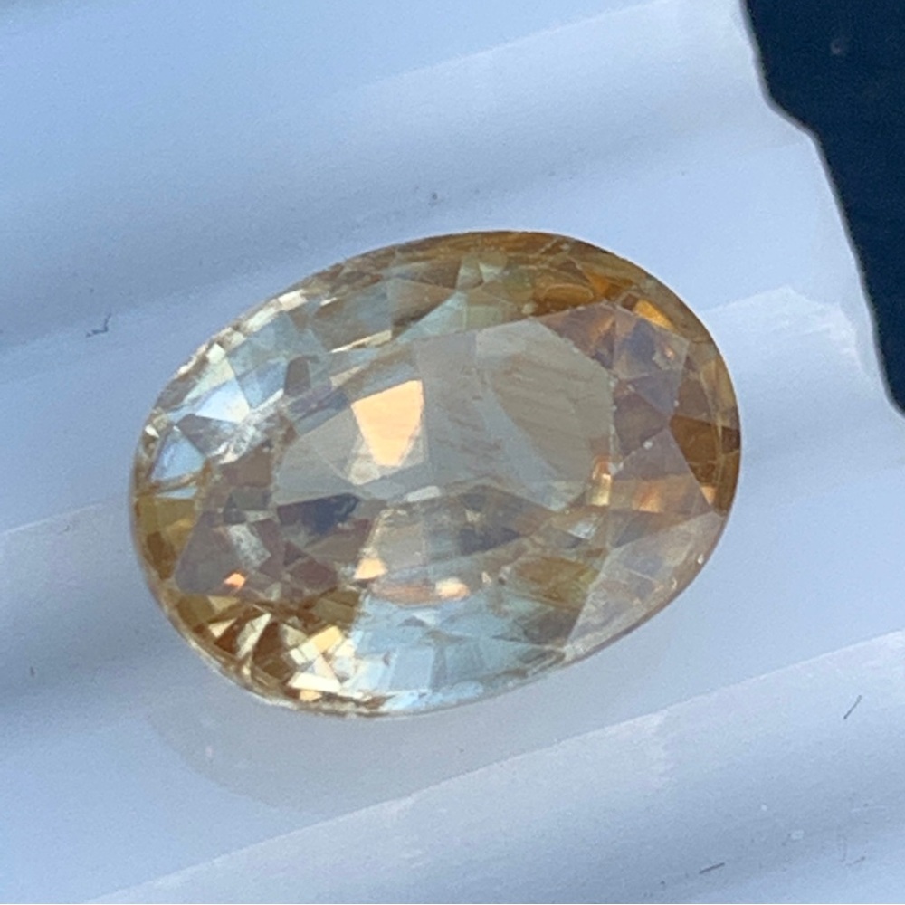 Yellow Zircon 3.11Ct Oval Cut Natural Golden Yellow Zircon - Picture 15 of 17